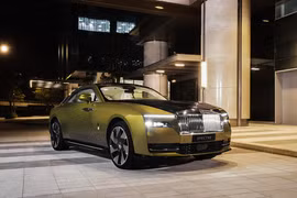 Ai là chủ sở hữu Rolls-Royce Spectre điện gần 18 tỷ tại Việt Nam?