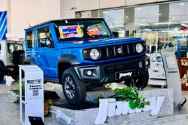 Suzuki Jimny bất ngờ giảm 100 triệu đồng tại Việt Nam