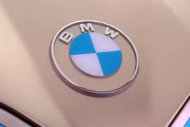 Vị thế của Mercedes-Benz tại Việt Nam đang bị BMW “đe dọa” soán ngôi
