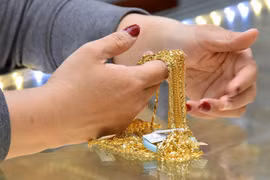 Cổ phiếu PNJ giảm mạnh ngày vía Thần Tài