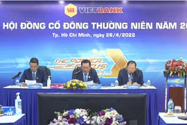Cổ đông VietBank lo ngại về tính hiệu quả của tăng vốn và kế hoạch lãi 2022
