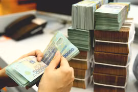 Lãi suất tiền gửi hiện đã ở vùng thấp lịch sử