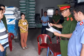 Bắt tạm giam một kế toán trưởng tham ô 200 tỷ đồng