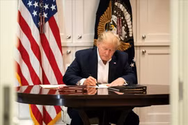 Gallery - TỔNG THỐNG TRUMP MẮC COVID-19