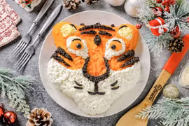Trang trí salad cực lạ mắt với hình hổ tuyệt đẹp