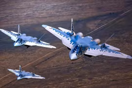 Ấn Độ "bóc phốt" chiến đấu cơ Su-57 Nga, khẳng định kém F-35 Mỹ