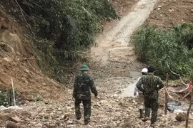 Gallery - SẠT LỞ THỦY ĐIỆN RÀO TRĂNG 3 - image 1