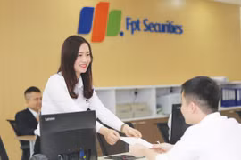 FPTS báo lãi quý tăng vọt 87% nhờ khoản đầu tư vào May Sông Hồng 