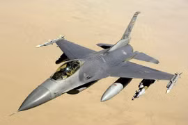 Tiêm kích F-16 tái sinh từ ‘nghĩa địa’ vẫn... bền gấp đôi Su-30 sản xuất mới