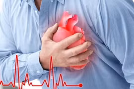 Bệnh nhồi máu cơ tim khiến diễn viên Đức Tiến qua đời nguy hiểm thế nào?