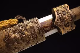 Đào mộ Càn Long, sửng sốt thấy kiếm cõi âm chứa “lời nguyền chết chóc"