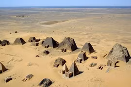Khám phá kho báu vàng vô giá trong kim tự tháp bị lãng quên ở Sudan