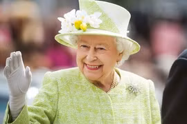 Gallery - NỮ HOÀNG ANH ELIZABETH II QUA ĐỜI - image 7