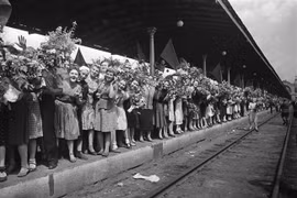 Ảnh hiếm hoi về cuộc sống ở Liên Xô năm 1945