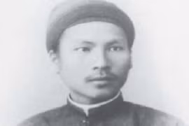 Địa phương nào được vua Hàm Nghi tặng 2 con voi bằng vàng?
