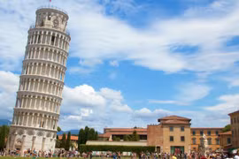 Vì sao tháp nghiêng Pisa mất hơn 200 năm mới xây xong?