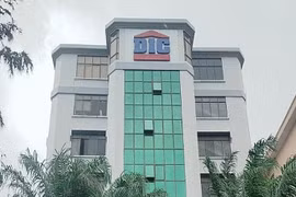 Gallery - Phó Giám Đốc Sở Tư Pháp Bình Thuận Nghi Bẻ Hoa - image 10