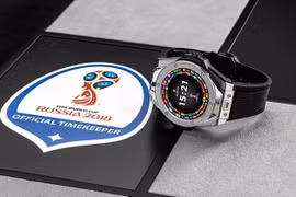 Đồng hồ trọng tài bắt FIFA World Cup 2018 có gì đặc biệt?