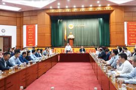 Bộ Tài chính bàn cách tháo gỡ khó khăn cho thị trường tài chính