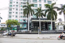 Chứng khoán Thành Công thoái vốn PAC, gom FDC khi thị giá đều giảm