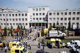 Hiện trường vụ xả súng kinh hoàng tại trường học ở Nga
