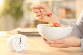 Áp dụng chừng mực, 5 thói quen tưởng xấu lại rất tốt cho cơ thể