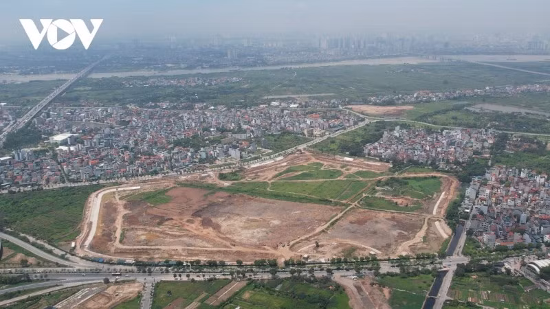 Dự án có tổng mức đầu tư khoảng 972,5 tỷ đồng từ ngân sách thành phố. Trong đó, chi phí giải phóng mặt bằng khoảng 528 tỷ đồng, chi phí xây lắp 321 tỷ đồng.
