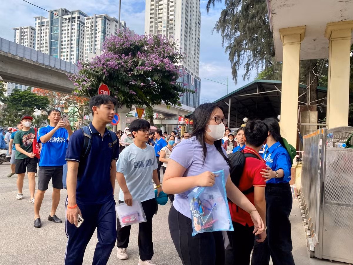Khối chuyên Toán có tỷ lệ chọi cao nhất, lên đến 1/9,7. Ảnh: Tào Nga