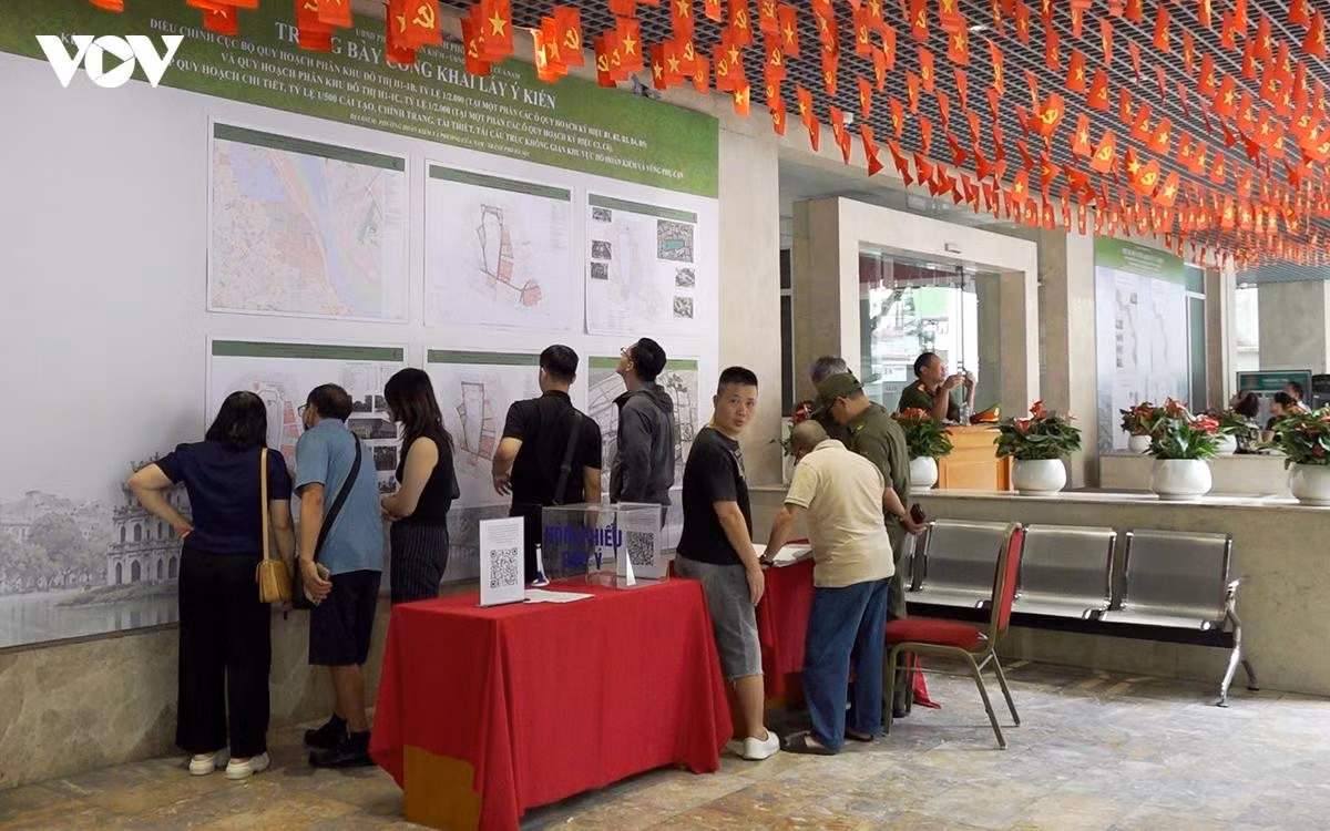 Thông tin về đồ án điều chỉnh quy hoạch khu vực Hồ Gươm và phụ cận đang được lấy ý kiến từ ngày 7/9 đến 26/9 thu hút đông người dân quan tâm theo dõi góp ý.