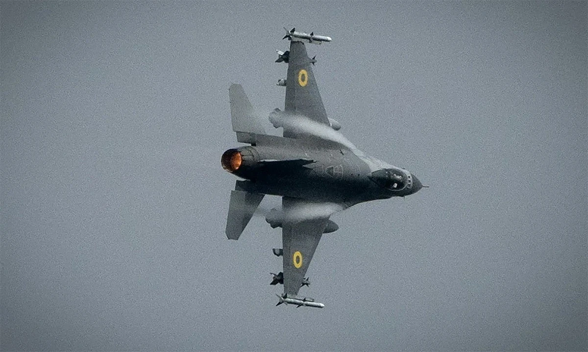 F-16 Ukraine bị bắn hạ bởi "mắt thần" trên không của Nga