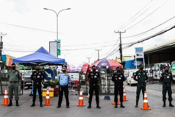 Dịch Covid-19: Campuchia duy trì phong tỏa nhiều nơi - Hình 3 Dich Covid-19: Campuchia duy tri phong toa nhieu noi-Hinh-3