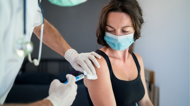 Phát hiện mới về những người có nguy cơ mắc Covid-19 sau tiêm vaccine Phat hien moi ve nhung nguoi co nguy co mac Covid-19 sau tiem vaccine