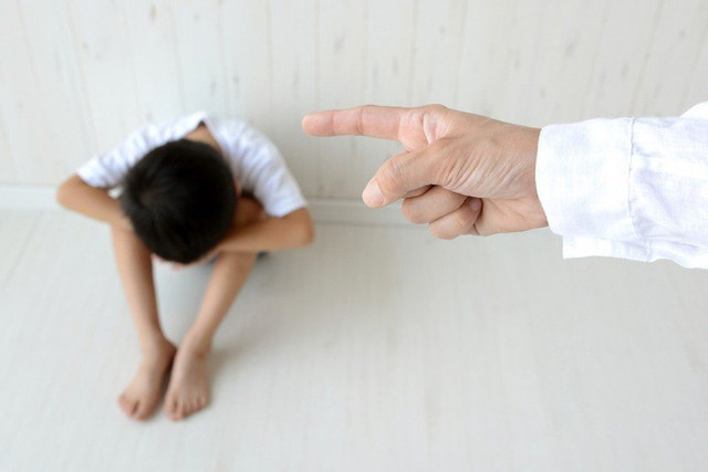 Cáu giận mấy ba mẹ tuyệt đối không chạm vùng cấm này của con Cau gian may ba me tuyet doi khong cham vung cam nay cua con