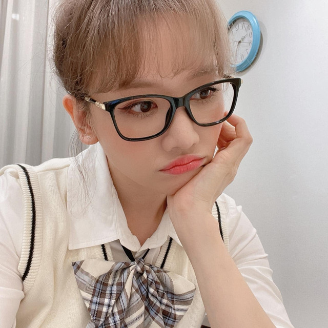 Căn bệnh gây liệt cơ mặt của Hari Won Can benh gay liet co mat cua Hari Won