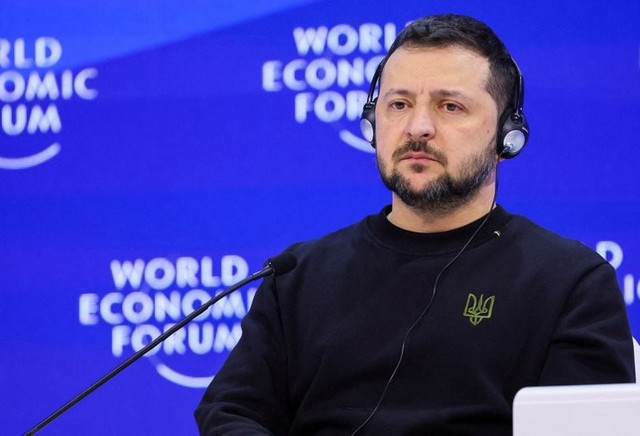 Tổng thống Ukraine bất ngờ công khai thu nhập Tong thong Ukraine bat ngo cong khai thu nhap
