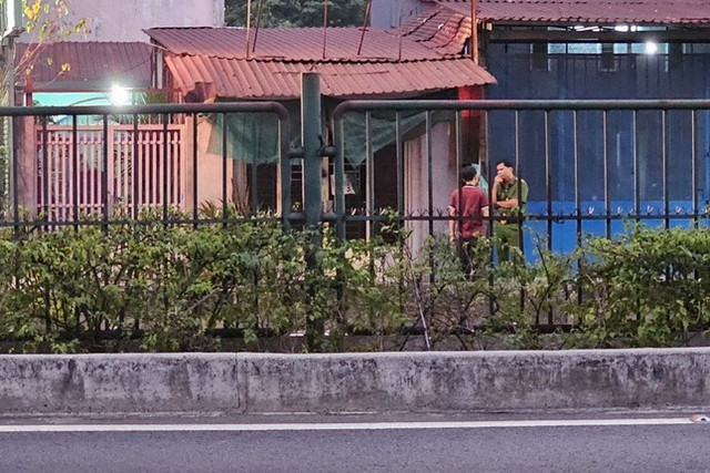 Truy tìm nam thanh niên sát hại nữ nhân viên quán cà phê, cướp xe SH - Hình 2 Truy tim nam thanh nien sat hai nu nhan vien quan ca phe, cuop xe SH-Hinh-2