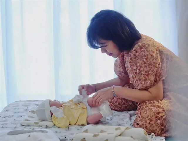 Em gái MC Diệp Chi công khai chân dung chồng kín tiếng - Hình 2 Em gai MC Diep Chi cong khai chan dung chong kin tieng-Hinh-2