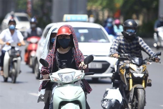Bắc Bộ, Trung Bộ nắng nóng gia tăng, Nam Bộ chiều tối mưa dông Bac Bo, Trung Bo nang nong gia tang, Nam Bo chieu toi mua dong