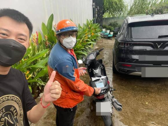 Nhặt được ví tiền, chồng Ốc Thanh Vân xử lý cực đáng yêu - Hình 6 Nhat duoc vi tien, chong Oc Thanh Van xu ly cuc dang yeu-Hinh-6