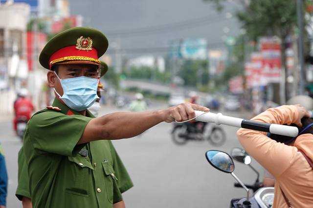 Cần Thơ: Đề xuất áp dụng biện pháp cao hơn Chỉ thị 16 - Hình 2 Can Tho: De xuat ap dung bien phap cao hon Chi thi 16-Hinh-2