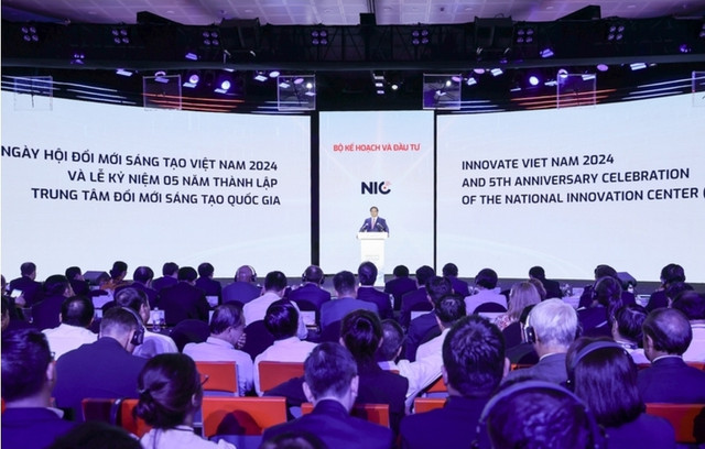 Chủ tịch VUSTA Phan Xuân Dũng tham dự ngày hội Đổi mới sáng tạo Việt Nam 2024 - Hình 4 Chu tich VUSTA Phan Xuan Dung tham du ngay hoi Doi moi sang tao Viet Nam 2024-Hinh-4