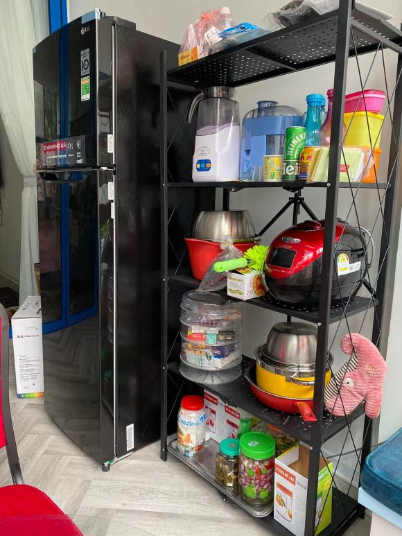 Nghệ sĩ Minh Hằng về căn nhà cũ của hai vợ chồng - Hình 3 Nghe si Minh Hang ve can nha cu cua hai vo chong-Hinh-3