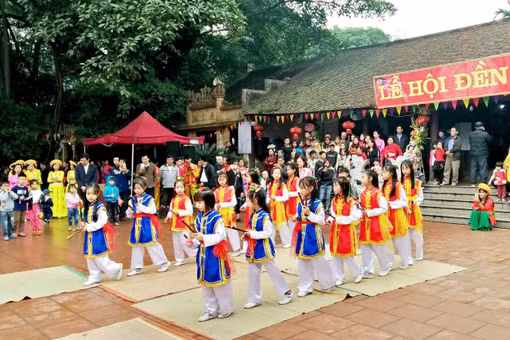 [VIDEO] Bộ Nội vụ đề xuất hoán đổi ngày làm việc để Ngày Văn hóa Việt Nam nghỉ 4 ngày