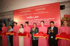 TP HCM: Triển lãm ảnh về học tập và làm theo tư tưởng Hồ Chí Minh