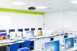 Gói thầu thiết bị giáo dục tại Vĩnh Long: Vì sao HSMT phải sửa đổi vào phút chót?