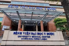 Bệnh viện Đại học Y Dược TP HCM: Xử lý nhà thầu vi phạm tại hai gói thầu lớn