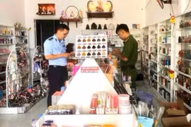 Cà Mau: Thu giữ 2.000 sản phẩm mỹ phẩm không rõ nguồn gốc