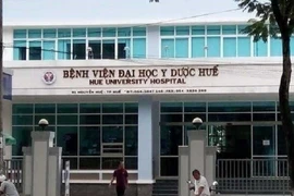 Khám phá lý do Bệnh viện Đại học Y dược Huế "thẳng tay" xử lý nhà thầu y tế