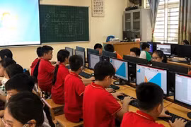 Gói thầu 160 tỷ tại Vĩnh Long: Máy ảnh "nồi đồng cối đá" và