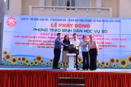 TPHCM tái khởi động 'Bình dân học vụ' thời 4.0, phổ cập kỹ năng số toàn dân